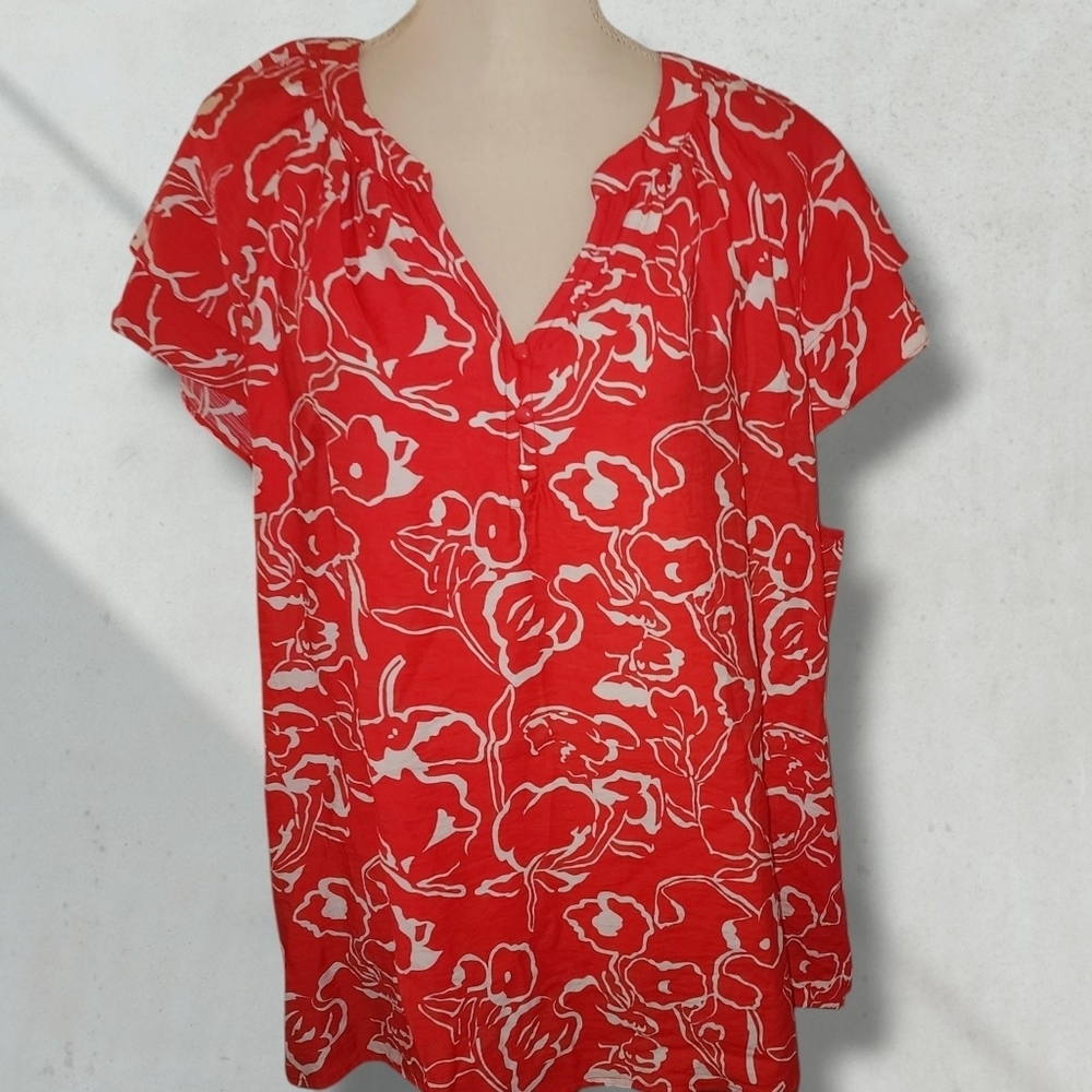 SKIES ARE BLUE Floral Blouse